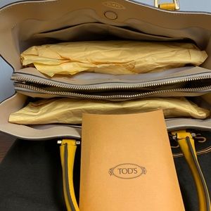 Tods bag-yellow.